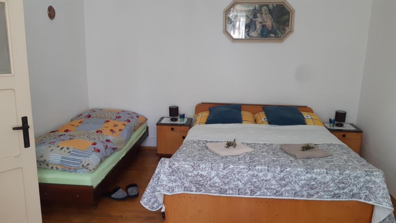 - Holiday home Desov